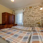 With 3 Bedrooms In Rab *