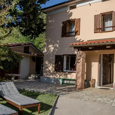 With 3 Bedrooms In Rab Villa *