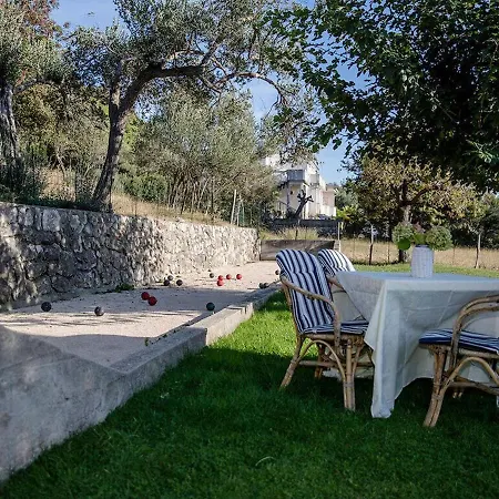 With 3 Bedrooms In Rab Villa *