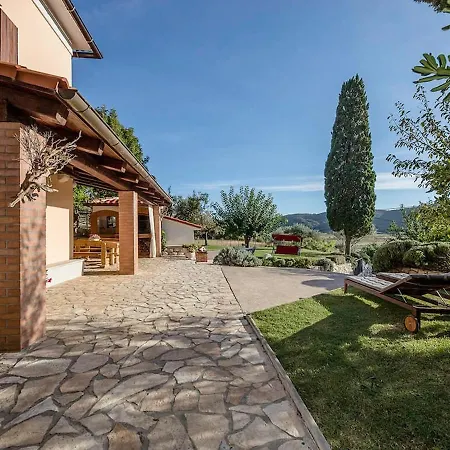 With 3 Bedrooms In Rab Supetarska Draga