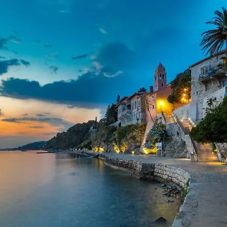 Вилла With 3 Bedrooms In Rab